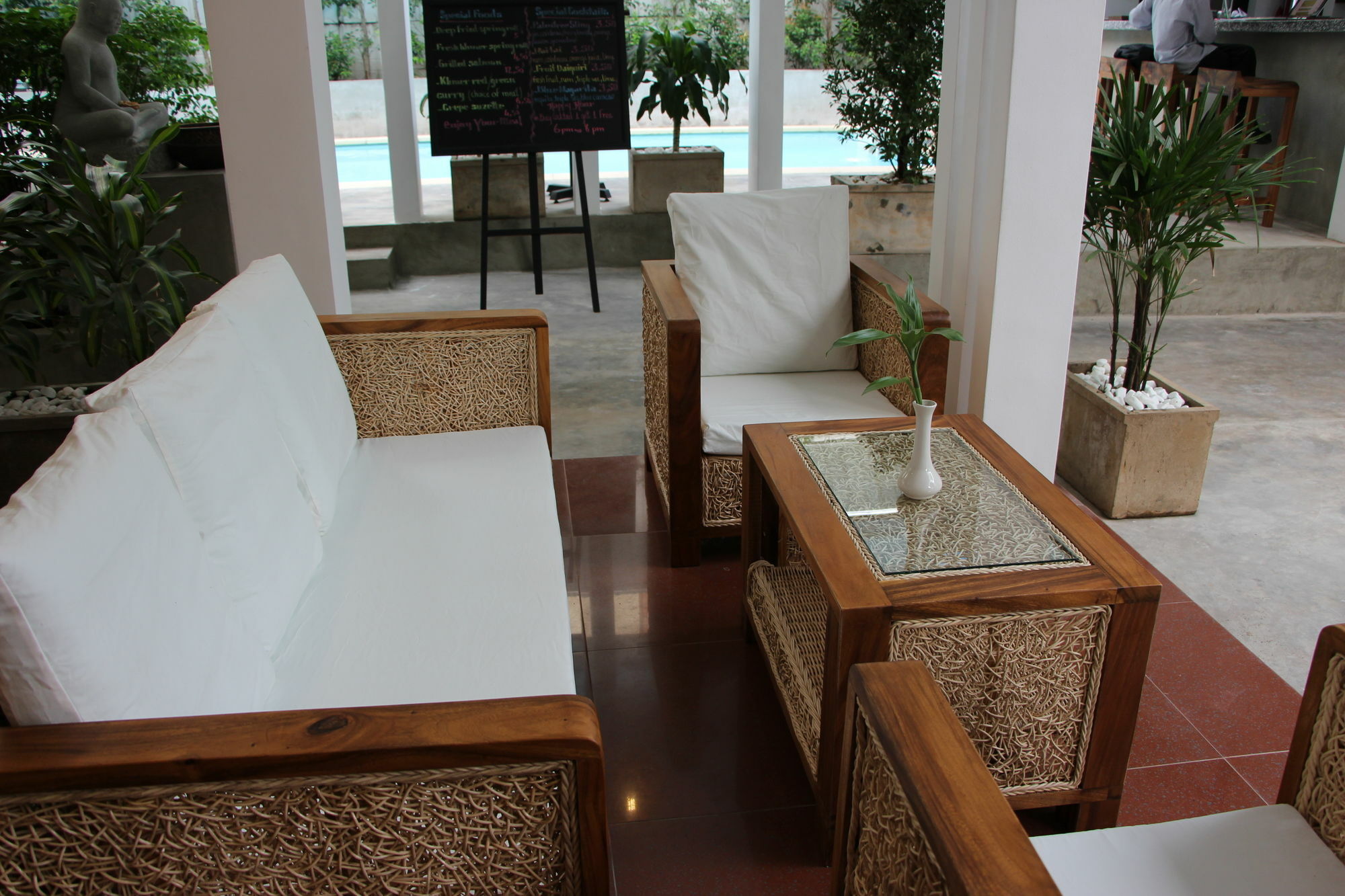 Palm Tree Boutique Hotel Phnom Penh Exterior photo