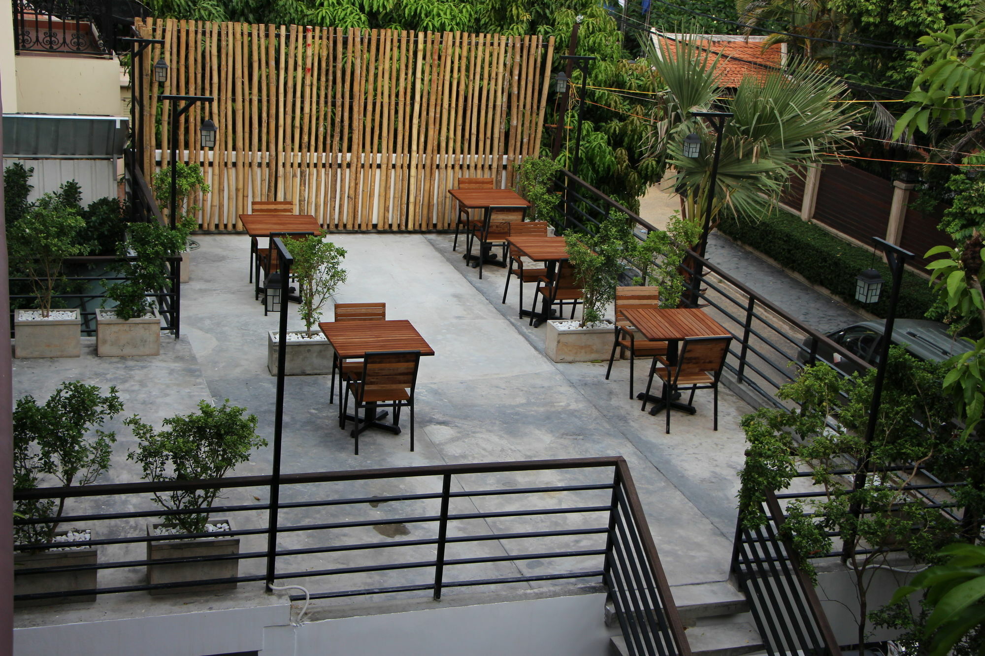 Palm Tree Boutique Hotel Phnom Penh Exterior photo